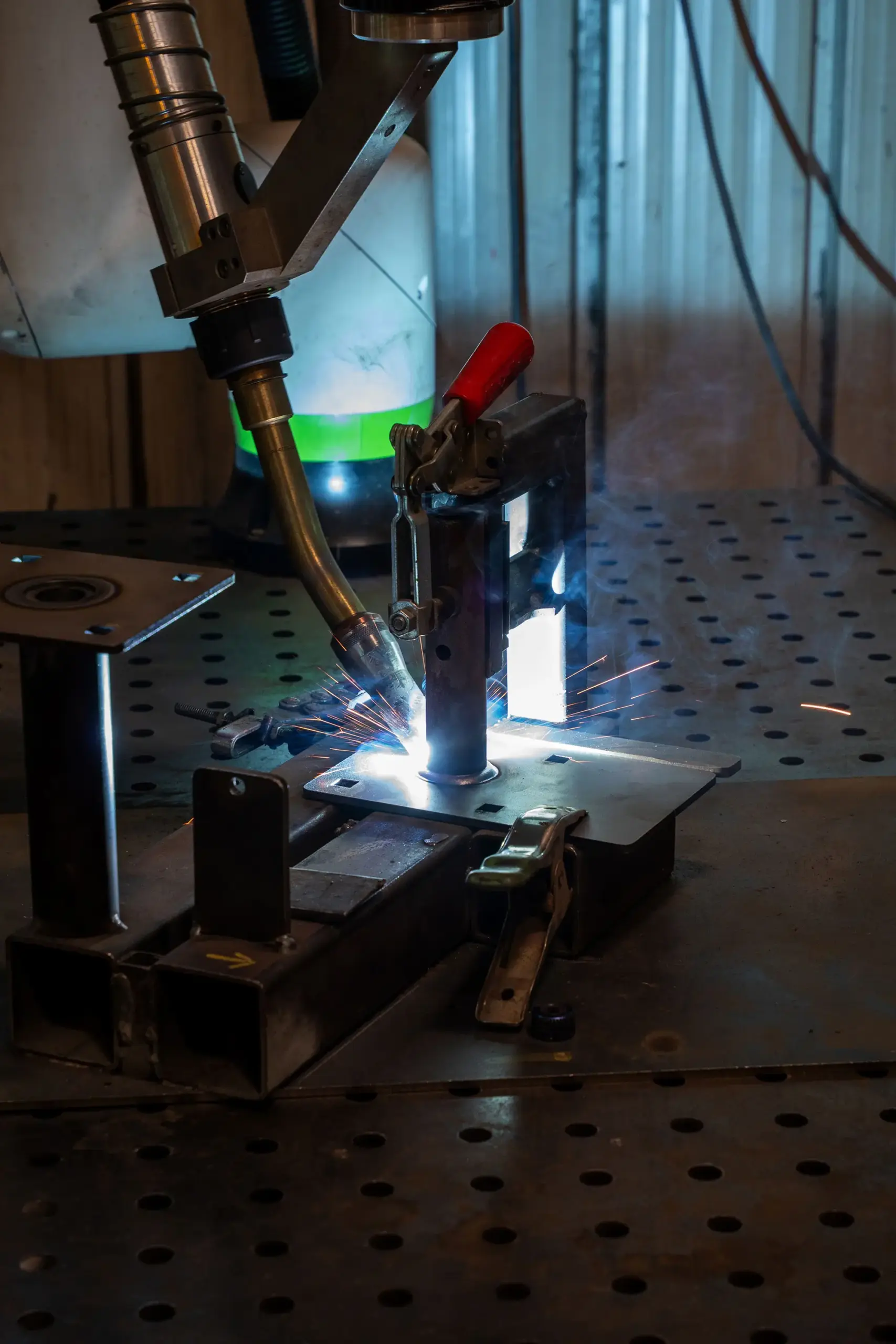 Robotic Welder at L&N Metal Works